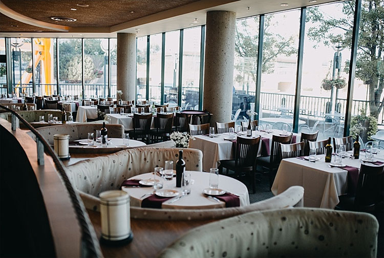 Table Settings at Zilli Lake and Gardens Wedding