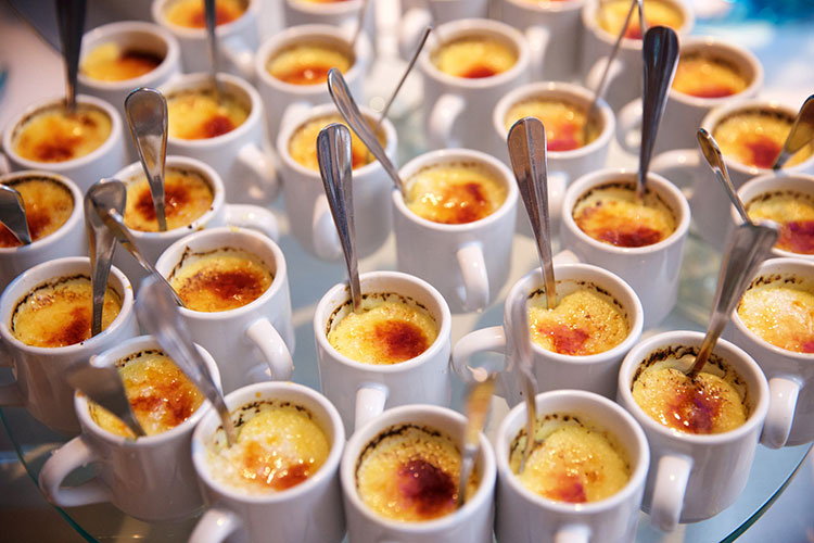 crème brulee dessert station