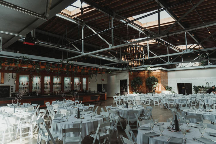 Ivy House Milwaukee Wedding Venue