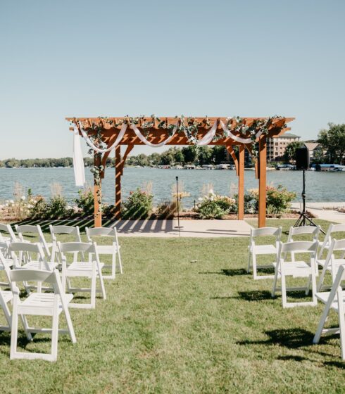 Outdoor ceremony set up at the Oconomowoc Community Center.