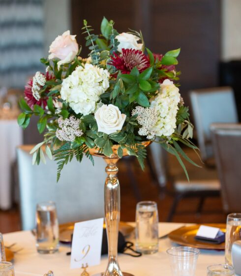 floral arrangement at milwaukee wedding