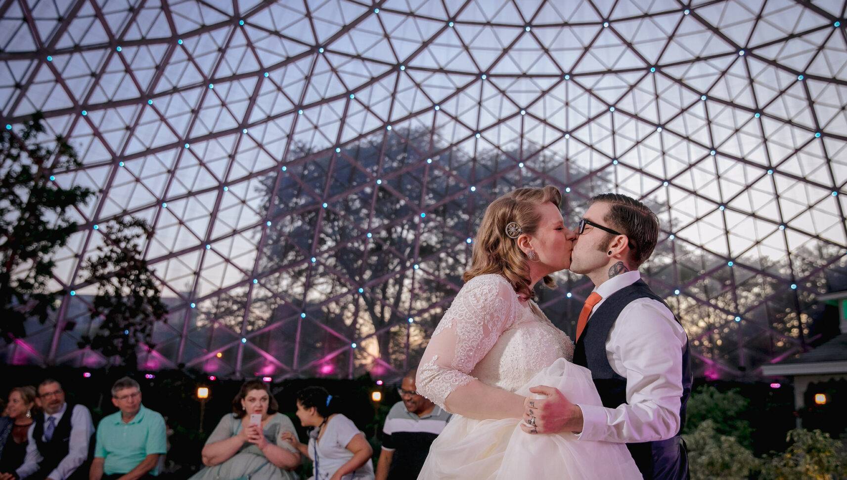 first dance at milwaukee domes