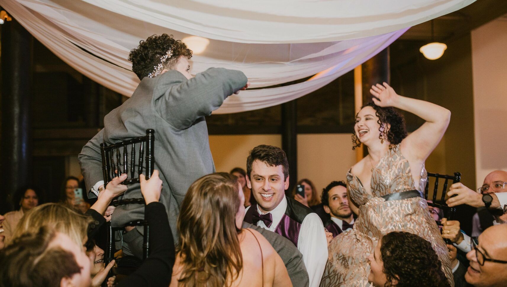 dancing at wedding