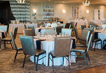 Miller Room at Zilli Lake & Gardens