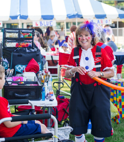 fun balloon artist