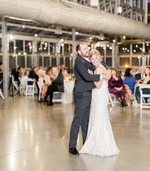 Couples first dance.