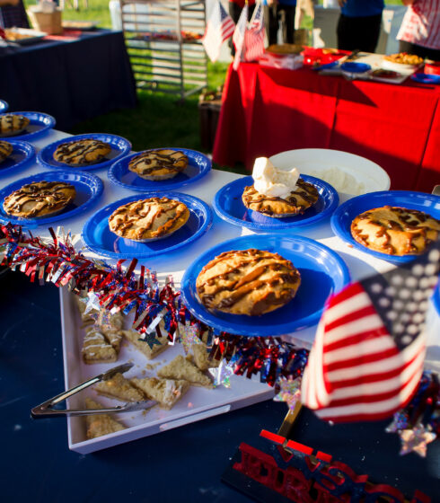 American pie with ice cream