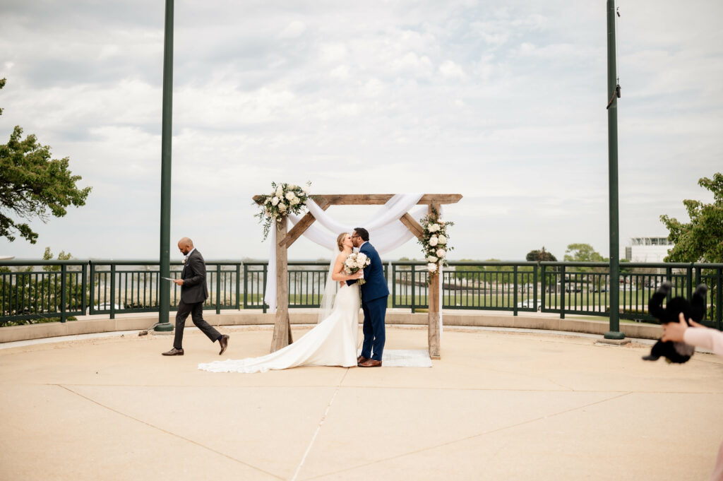 couple's first kiss