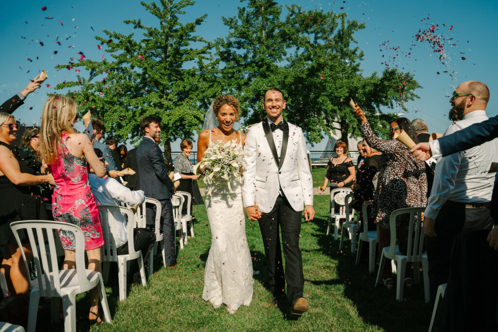 milwaukee coast wedding ceremony
