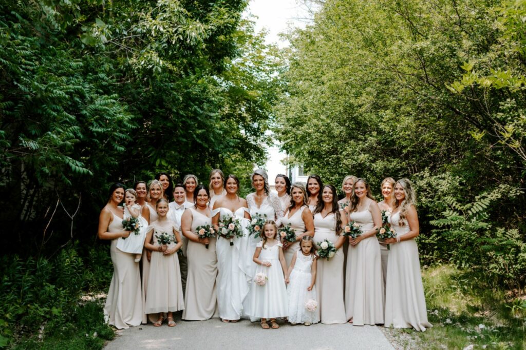 wedding party photo idea