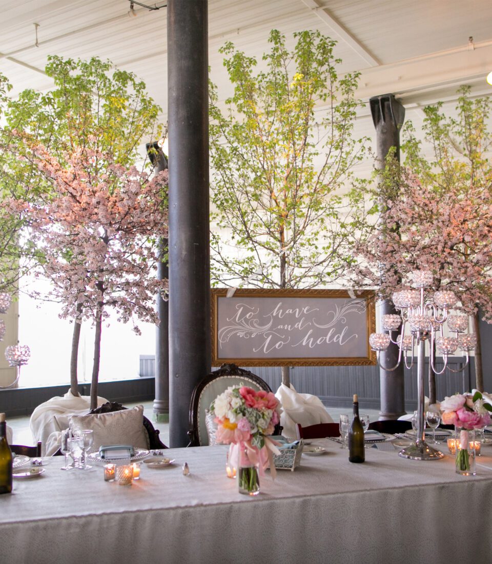 Head table with beautiful tree display